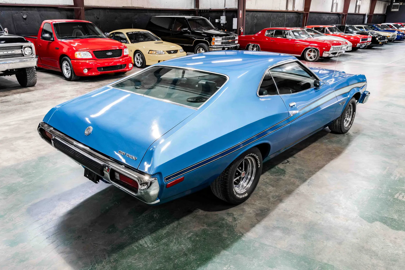 1973-Ford-Torino-Blue Glow Poly-331388-37.jpg